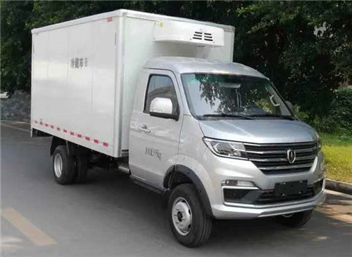 金杯廂長(zhǎng)3.4米冷藏車，容積9立方米