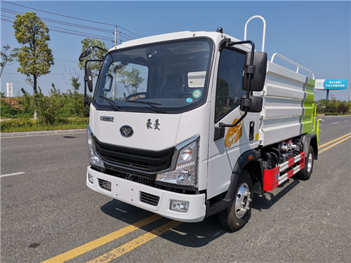 重汽豪曼“藍牌不超重”抑塵車（國六）