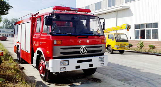 東風(fēng)153水罐消防車6噸