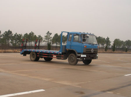 東風(fēng)153豪華駕駛室平板運(yùn)輸車