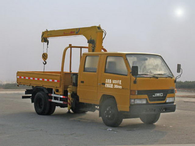 國(guó)四江鈴雙排座隨車起重運(yùn)輸車