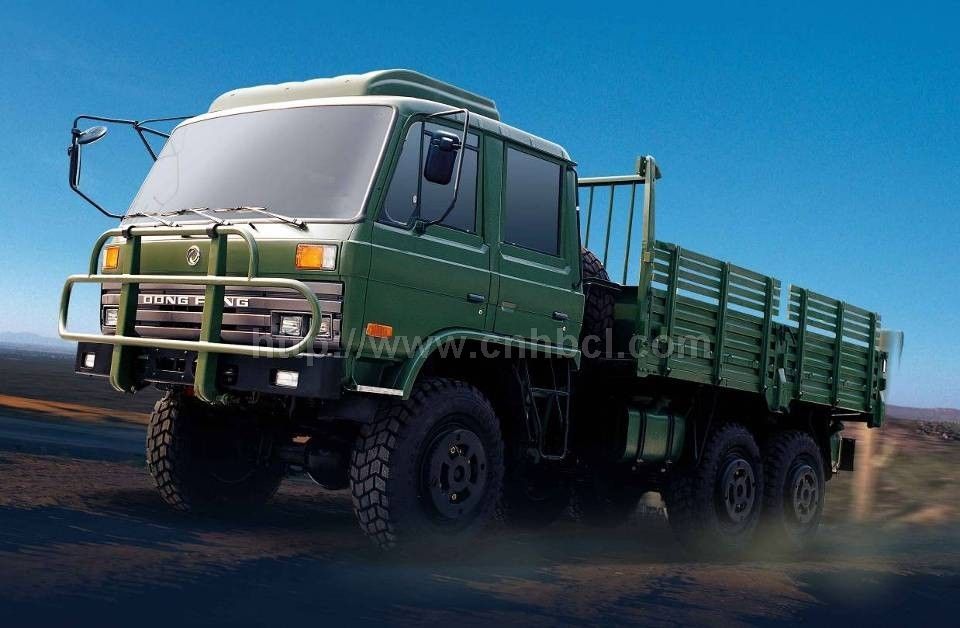 東風(fēng)EQ2102N 6×6越野車