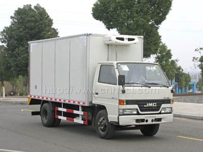 江鈴4.1米冷藏車(chē)